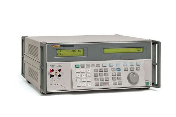 Fluke 5500A 多功能校準(zhǔn)儀